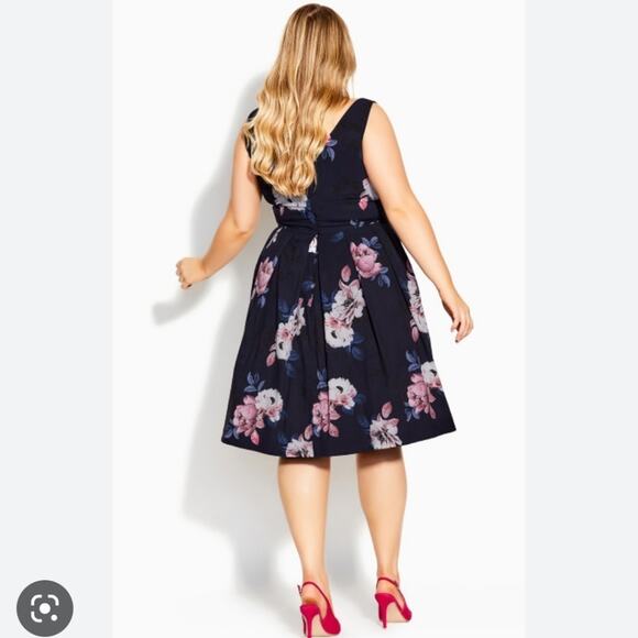 City Chic Women's Plus Size Navy True Love Floral Print Pin Up Style dress 18 20 - Picture 4 of 6